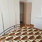 Marebel דירה