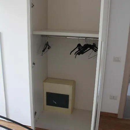 Marebel アパート